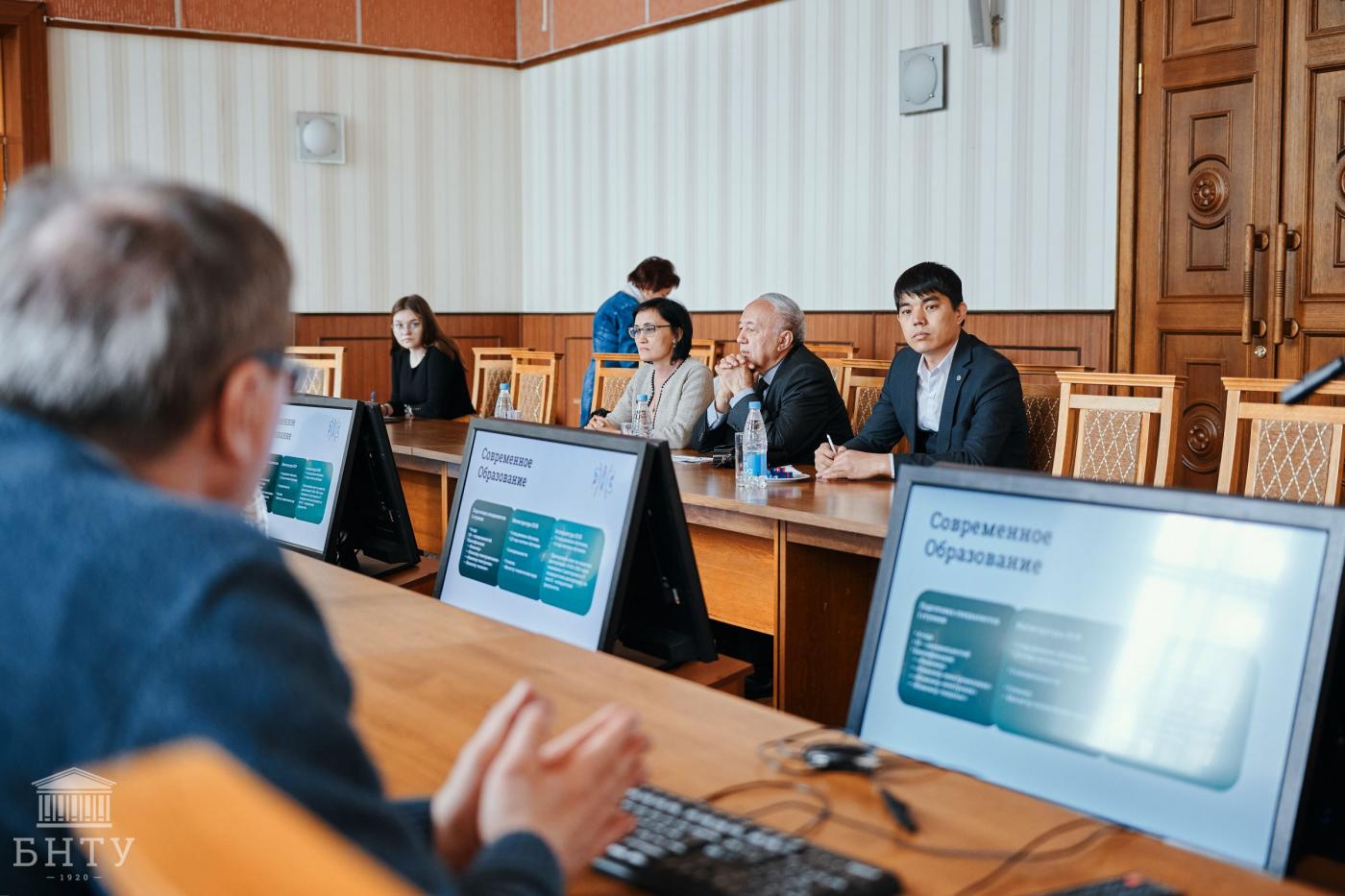 Встреча представителей Ташкентского государственного технического университета с работниками БНТУ